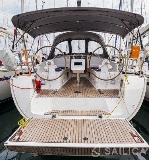 Bavaria 37 Cruiser - Yacht Charter Sailica