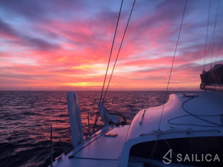 TS 42 - Yacht Charter Sailica