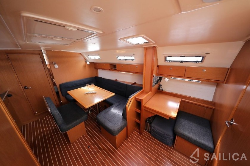 Bavaria 40 Cruiser - Yacht Charter Sailica
