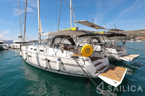 Bavaria 45 Cruiser - Yacht Charter Sailica