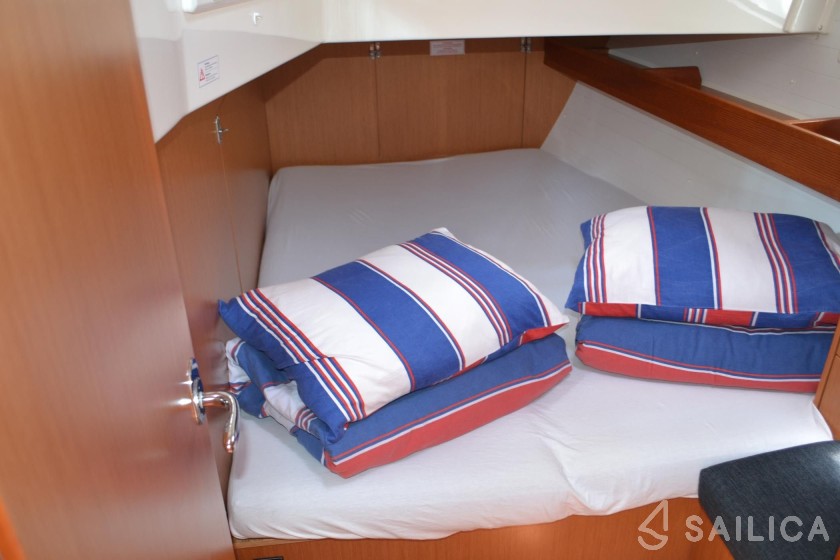 Bavaria 45 Cruiser - Yacht Charter Sailica