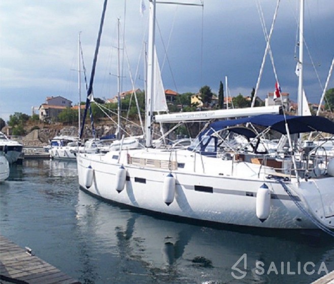Bavaria 45 Cruiser - Yacht Charter Sailica