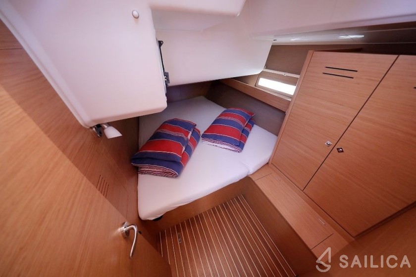 Dufour 460 GL - Yacht Charter Sailica