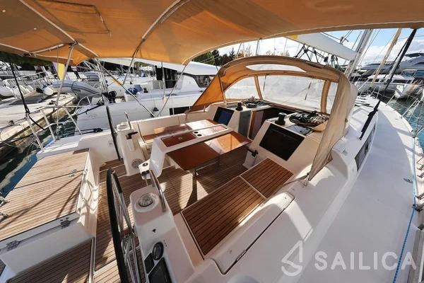 Dufour 460 GL - Yacht Charter Sailica