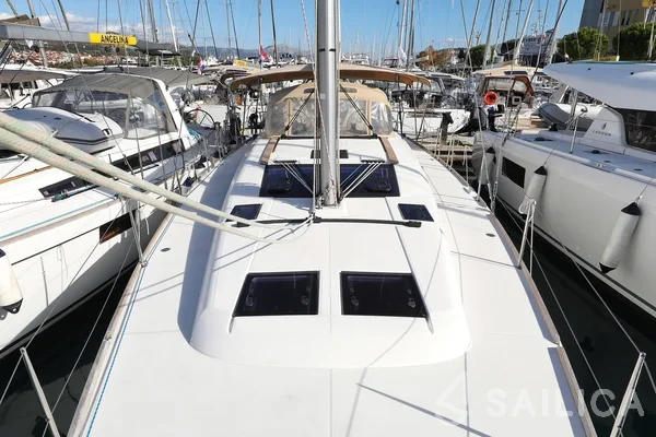 Dufour 460 GL - Yacht Charter Sailica