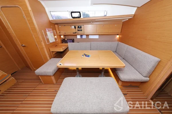 Dufour 460 GL - Yacht Charter Sailica