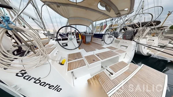 Oceanis 45 - Yacht Charter Sailica