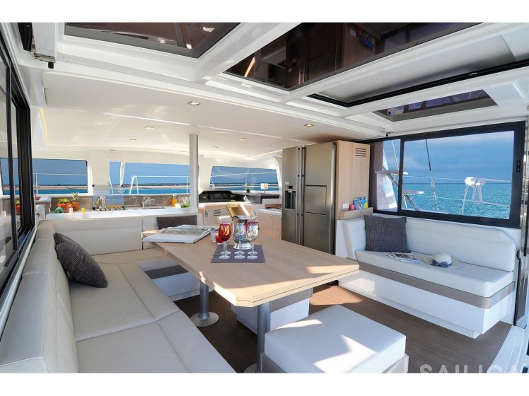 Bali 4.3 - Yacht Charter Sailica