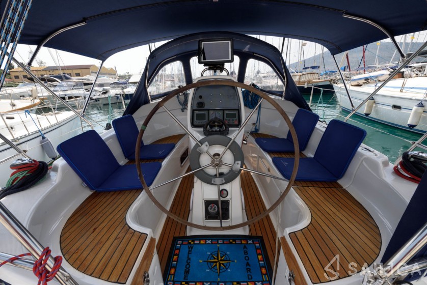 Bavaria 33 Cruiser - Yacht Charter Sailica