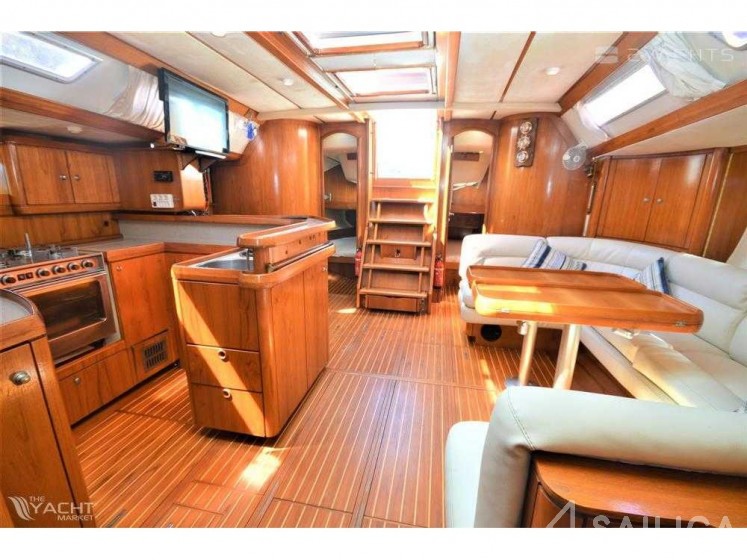 Jeanneau 51 - Yacht Charter Sailica