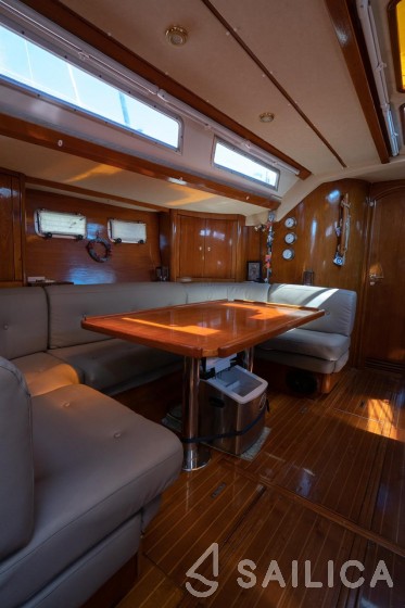 Jeanneau 51 - Yacht Charter Sailica
