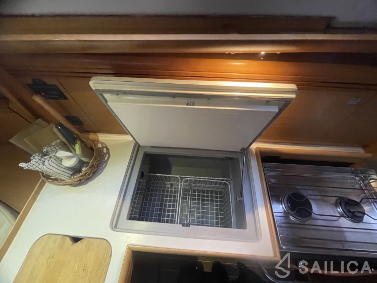 Sun Odyssey 36i - Yacht Charter Sailica