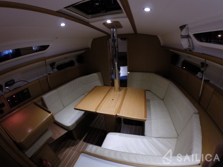Sun Odyssey 36i - Yacht Charter Sailica