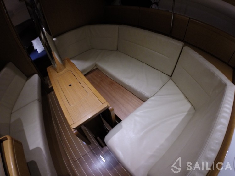 Sun Odyssey 36i - Yacht Charter Sailica