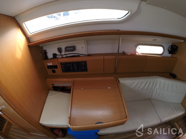 Sun Odyssey 36i - Yacht Charter Sailica