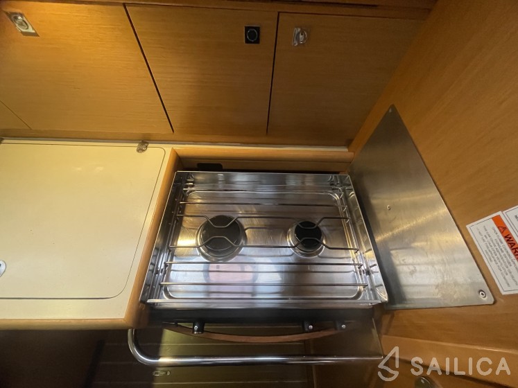 Sun Odyssey 36i - Yacht Charter Sailica