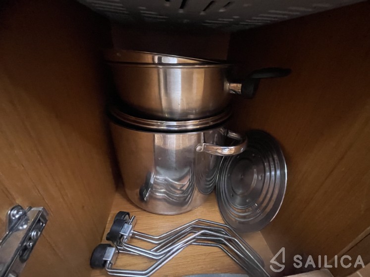 Sun Odyssey 36i - Yacht Charter Sailica