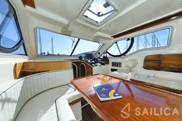 Vektor 950 - Yacht Charter Sailica