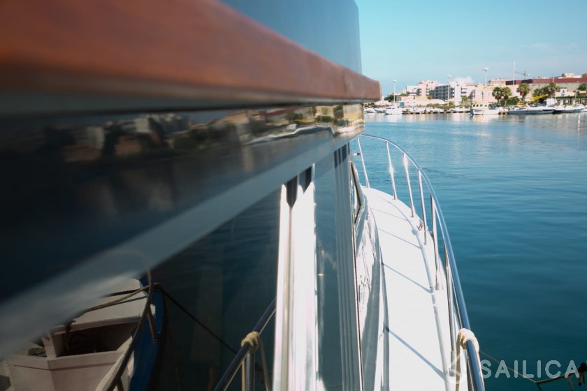 Riva 45 SuperAmerica - Yacht Charter Sailica