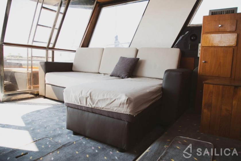 Riva 45 SuperAmerica - Yacht Charter Sailica