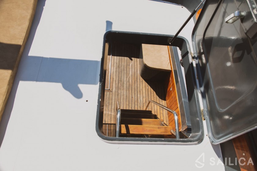 Riva 45 SuperAmerica - Yacht Charter Sailica