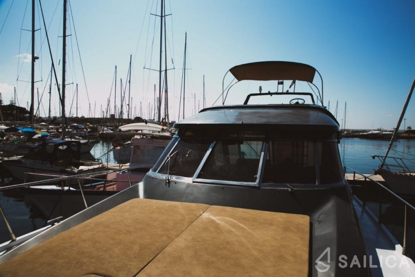 Riva 45 SuperAmerica - Yacht Charter Sailica