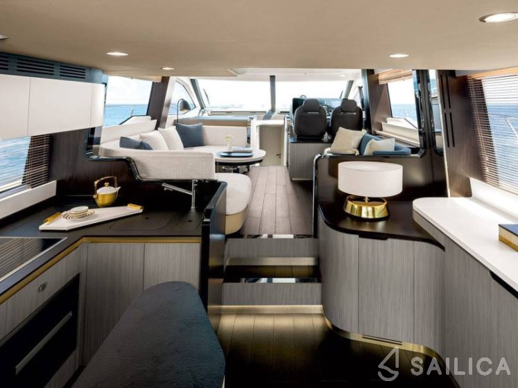 Azimut 55 - Yacht Charter Sailica