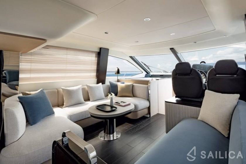 Azimut 55 - Yacht Charter Sailica