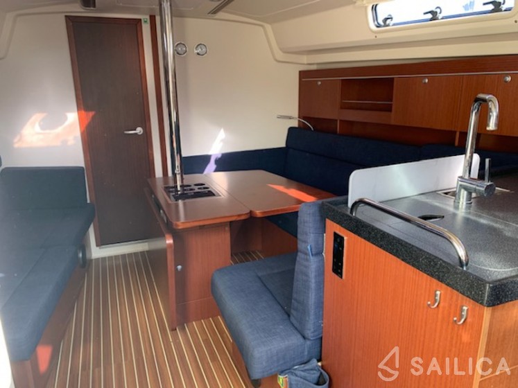 Hanse 385 - Yacht Charter Sailica