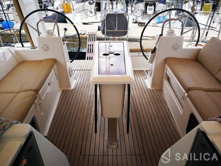 Dufour 460 GL - Yacht Charter Sailica