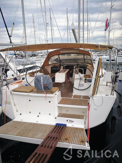 Dufour 460 GL - Yacht Charter Sailica
