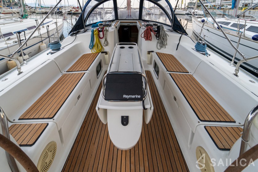 Sun Odyssey 43  - Yacht Charter Sailica