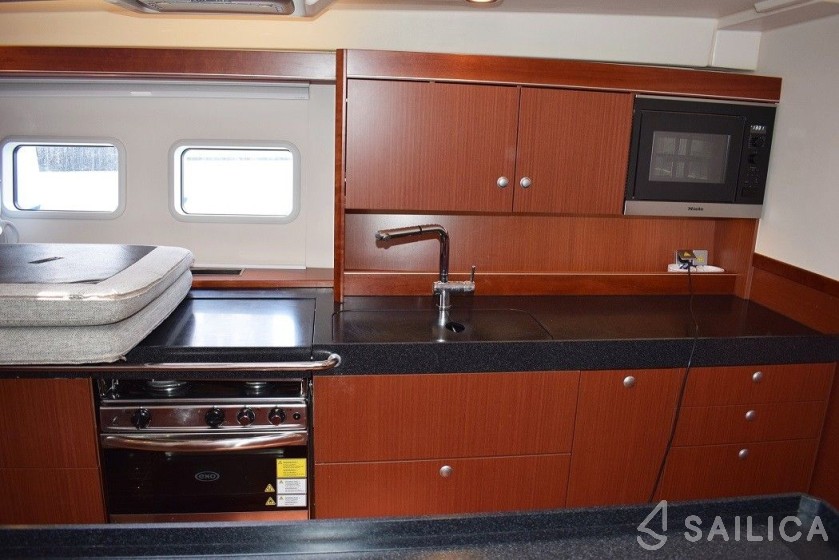 Hanse 575 - Yacht Charter Sailica