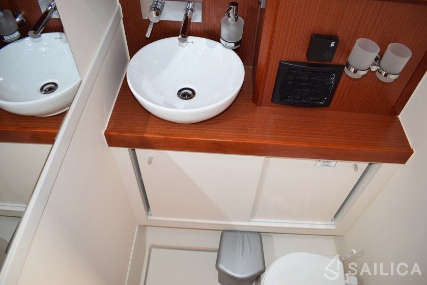 Hanse 575 - Yacht Charter Sailica