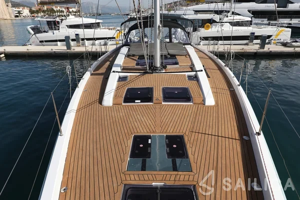 Hanse 575 - Yacht Charter Sailica