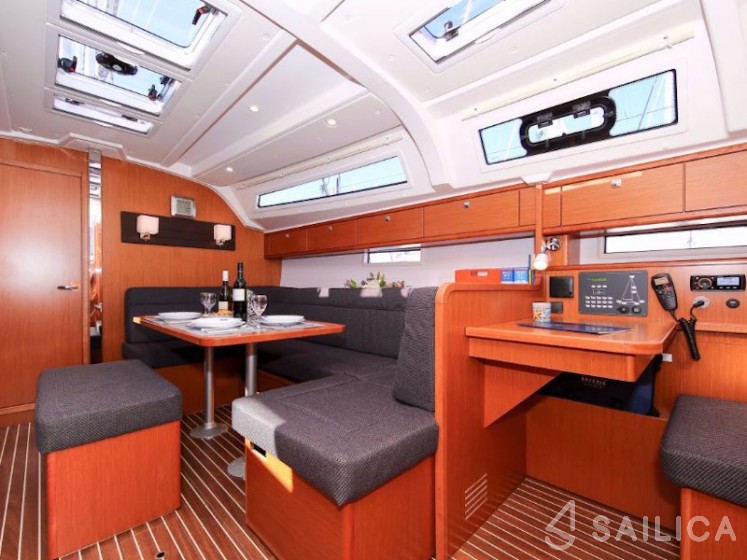 Bavaria Cruiser 41S - Yacht Charter Sailica