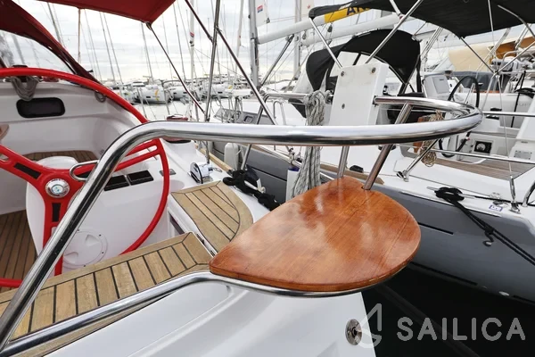 Elan 444 Impression - Yacht Charter Sailica