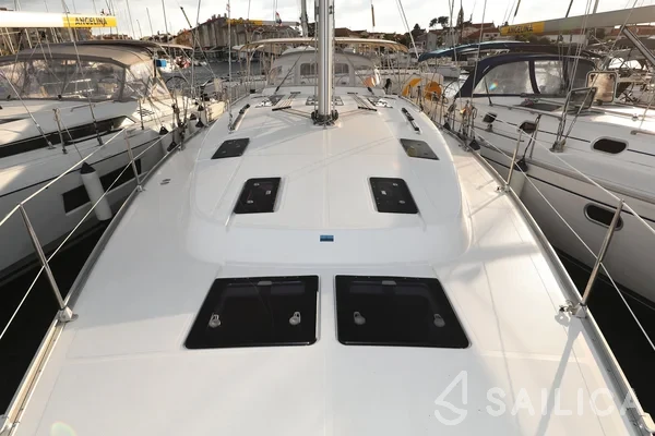 Bavaria 50 Cruiser - Yacht Charter Sailica