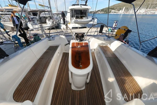 Gib Sea 51 - Yacht Charter Sailica
