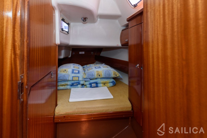 Bavaria 36 - Yacht Charter Sailica