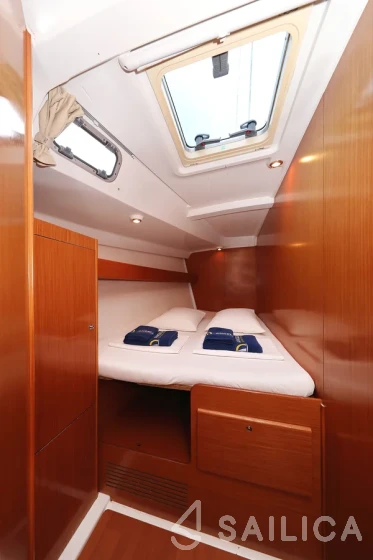 Cyclades 50.5 - Yacht Charter Sailica