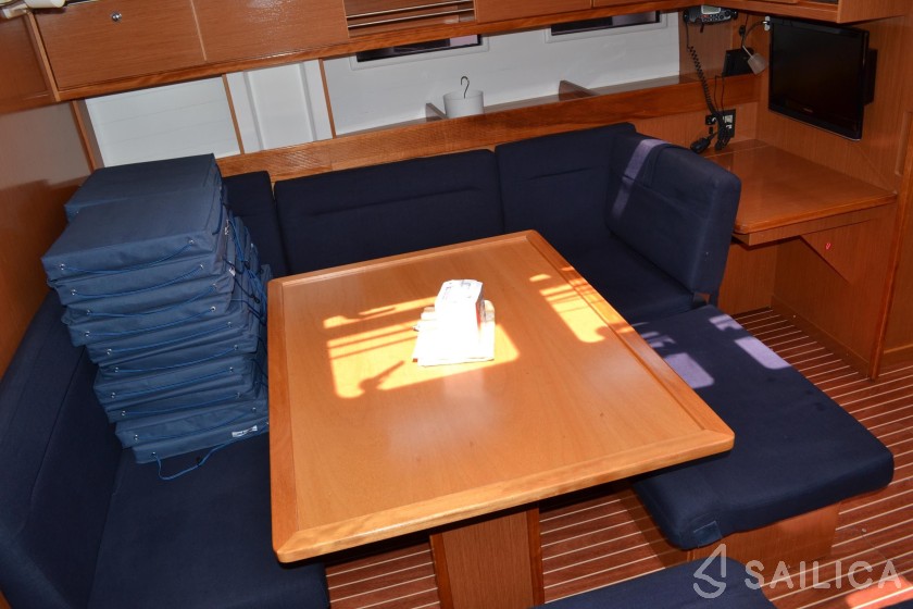 Cyclades 50.5 - Yacht Charter Sailica