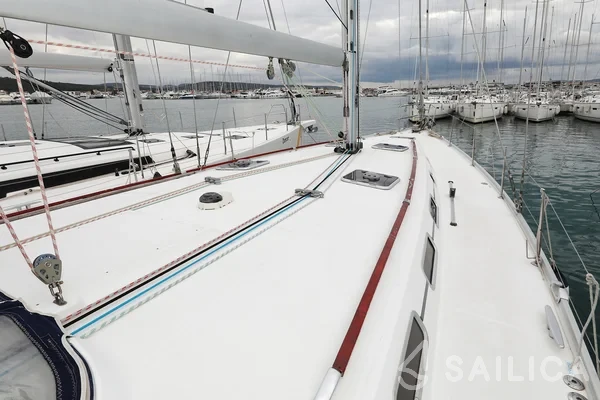 Cyclades 50.5 - Yacht Charter Sailica