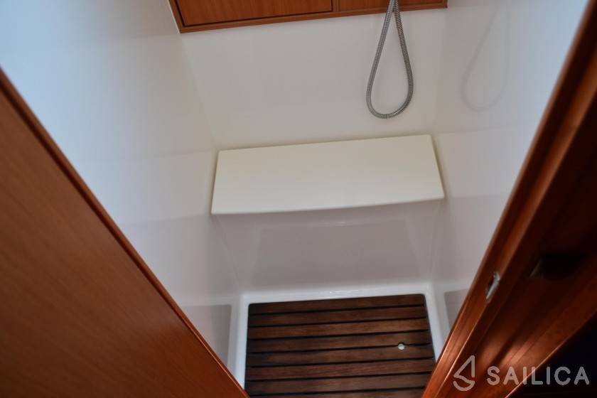 Cyclades 50.5 - Yacht Charter Sailica