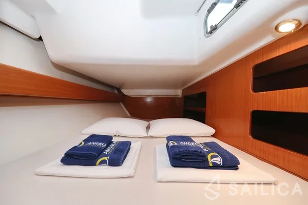 Cyclades 50.5 - Yacht Charter Sailica