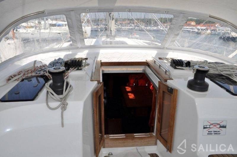 Bavaria 50 Cruiser - Yacht Charter Sailica