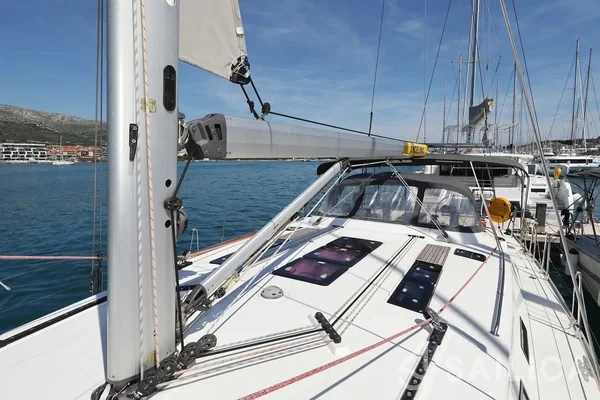 Bavaria 50 Cruiser - Yacht Charter Sailica