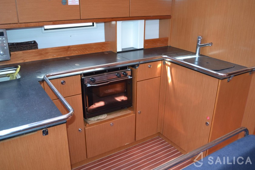 Bavaria 50 Cruiser - Yacht Charter Sailica