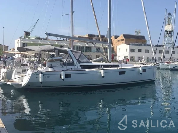 Oceanis 48 - Yacht Charter Sailica
