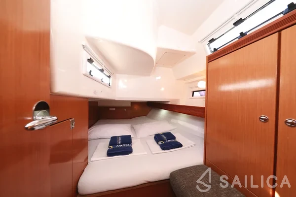 Bavaria 40 Cruiser S - Yacht Charter Sailica